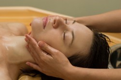 Mukabyhanga - Gesichts-/Obekörpermassage - Ayurveda Bodywork Mukabyhanga - Gesichts-/Obekörpermassage - Ayurveda Bodywork